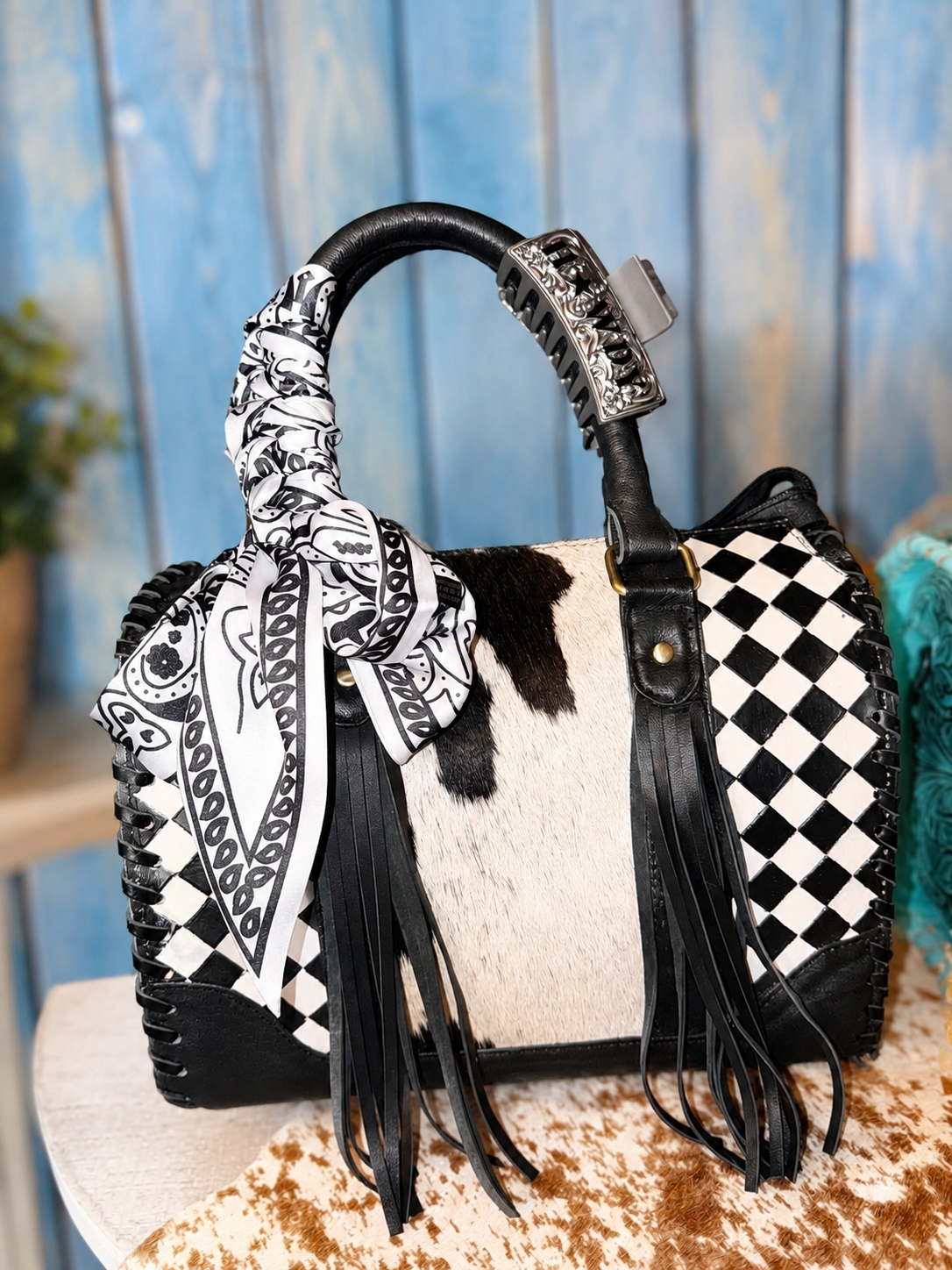 B&W Checkered & Hide Soft Speedy (Medium)
