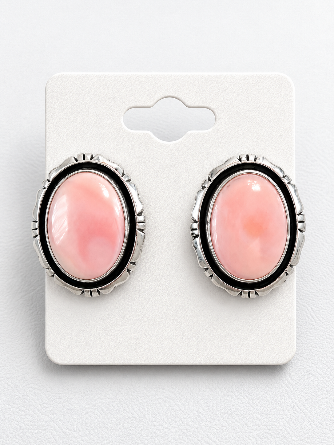 ๐ธ Native Pink Conch Statement Studs ๐ธ
