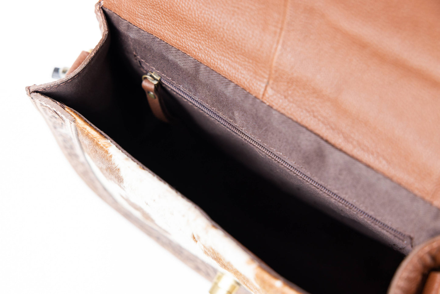 Leather Impressions Inc - Brown Scalloped Flap Purse with Butterfly ABHB 18-25206
