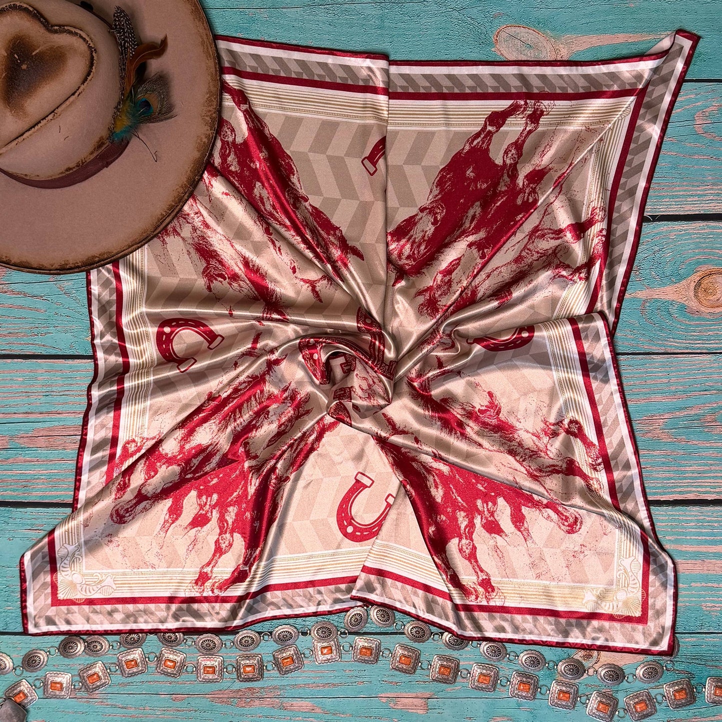 RUNNING HORSES PRINT WILD RAG 36X36 - Khaki/Red