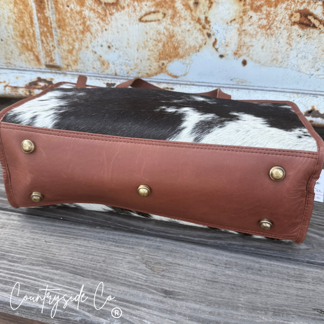 Countryside Co. - Pioneer Tooled Leather XL Toiletry Travel Case