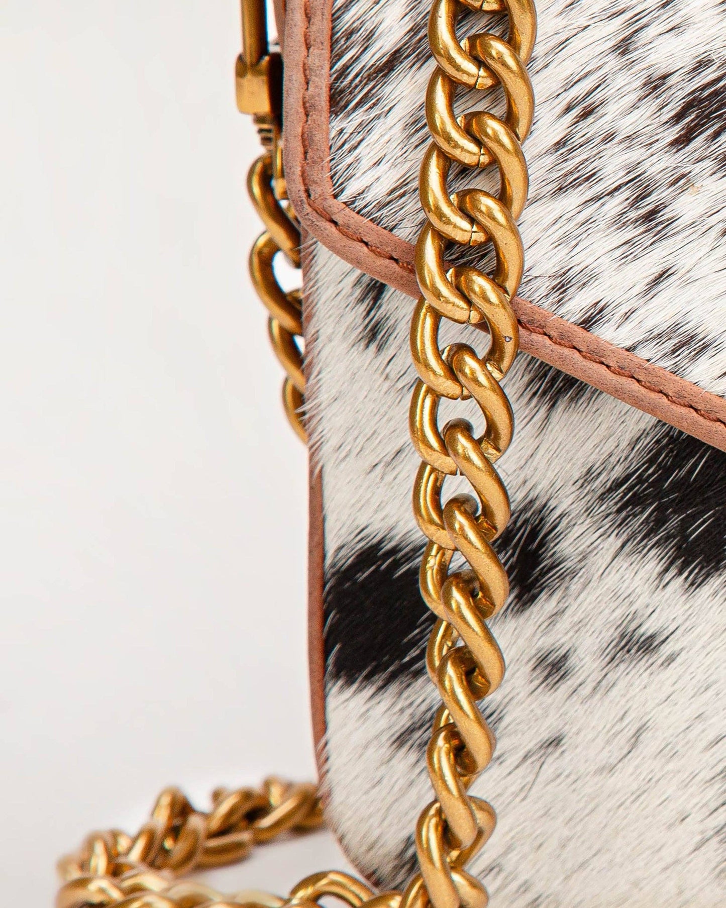 Loyal West - Lw On The Go Mini Chain Bag - Nan / IN COWHIDE AND CALFSKIN