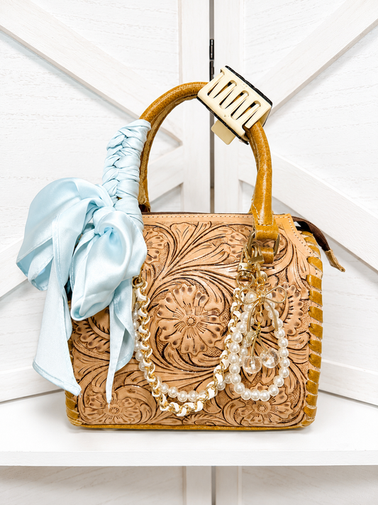 Baby Blue small speedy handbag with a three piece accessory set included’!