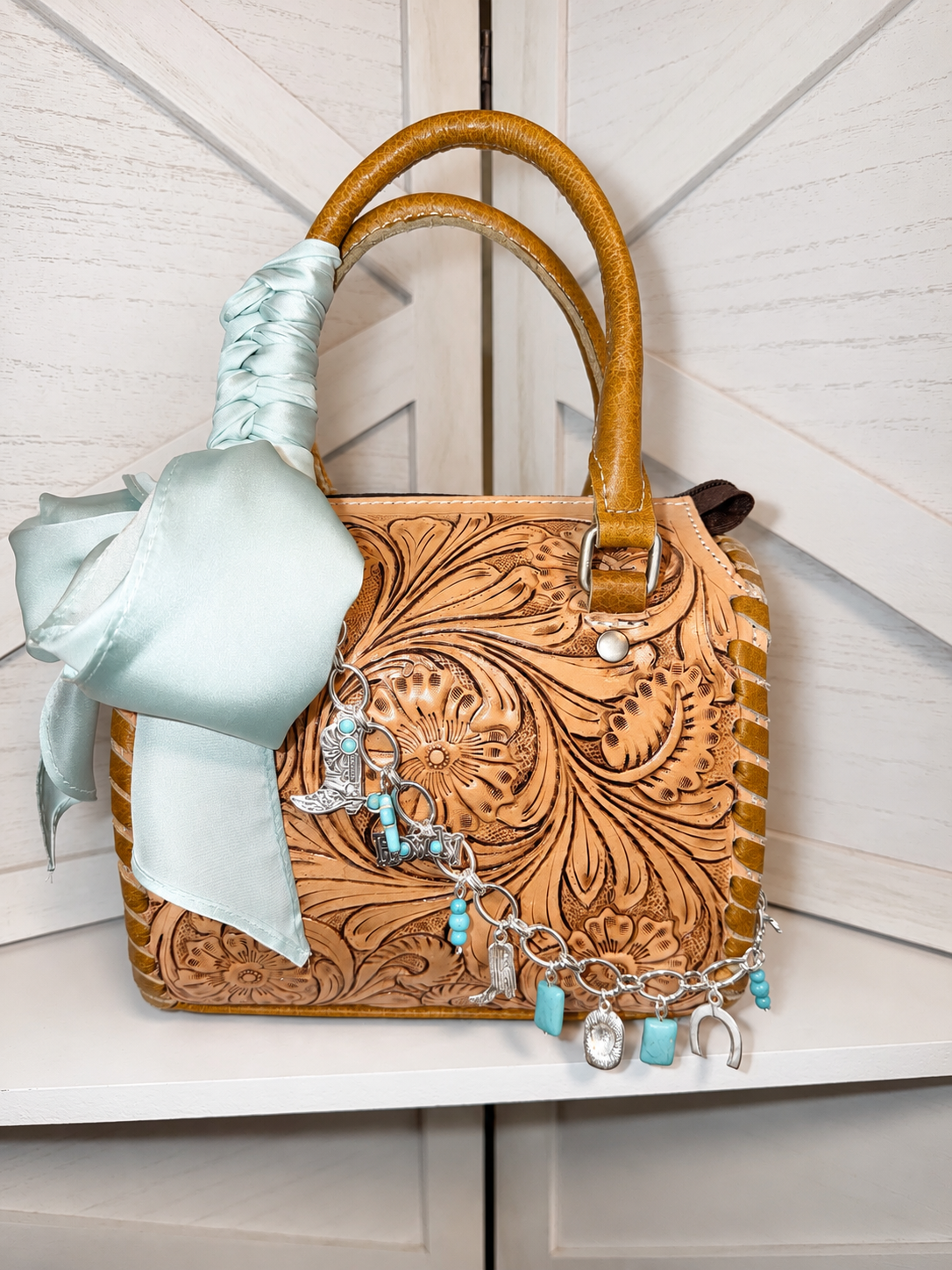 Tiffany Trails small speedy handbag with accessories included!