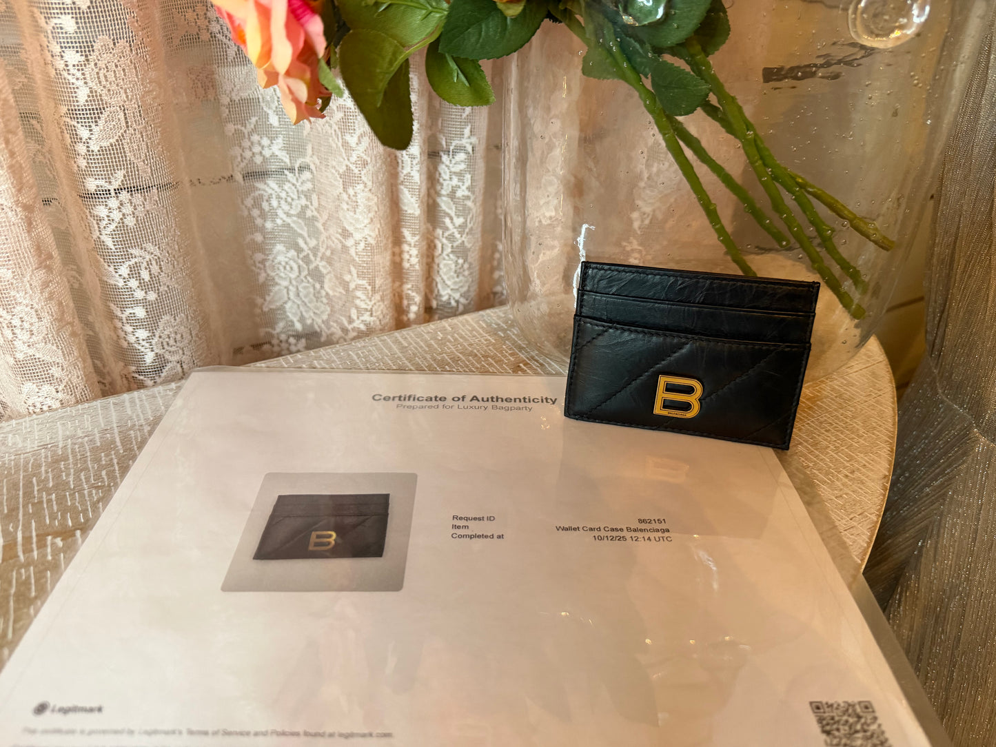 BALENCIAGA 'CRUSH' BLACK CARD-HOLDER WITH B LOGO IN QUILTED LEATHER WOMAN