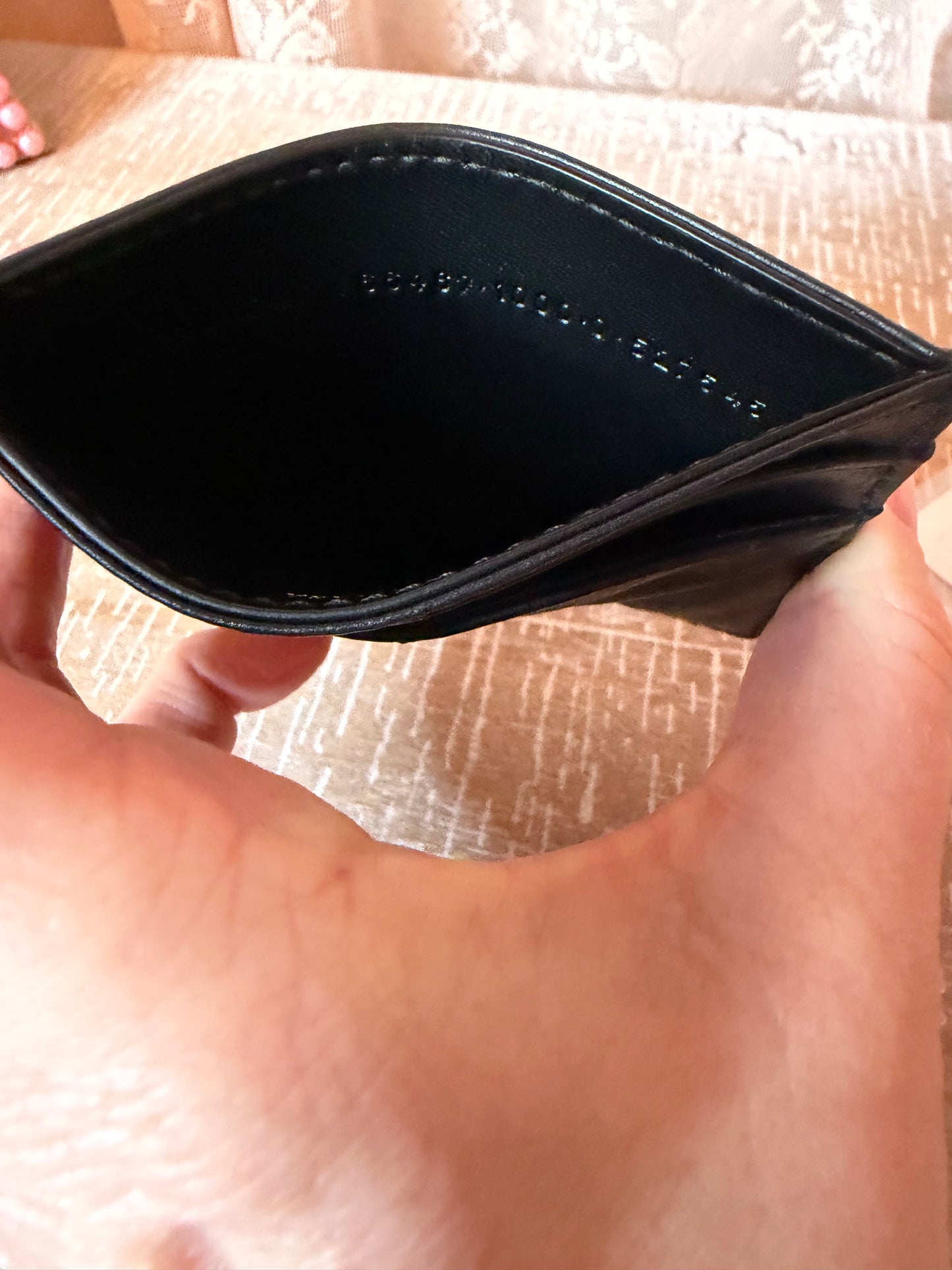 BALENCIAGA 'CRUSH' BLACK CARD-HOLDER WITH B LOGO IN QUILTED LEATHER WOMAN