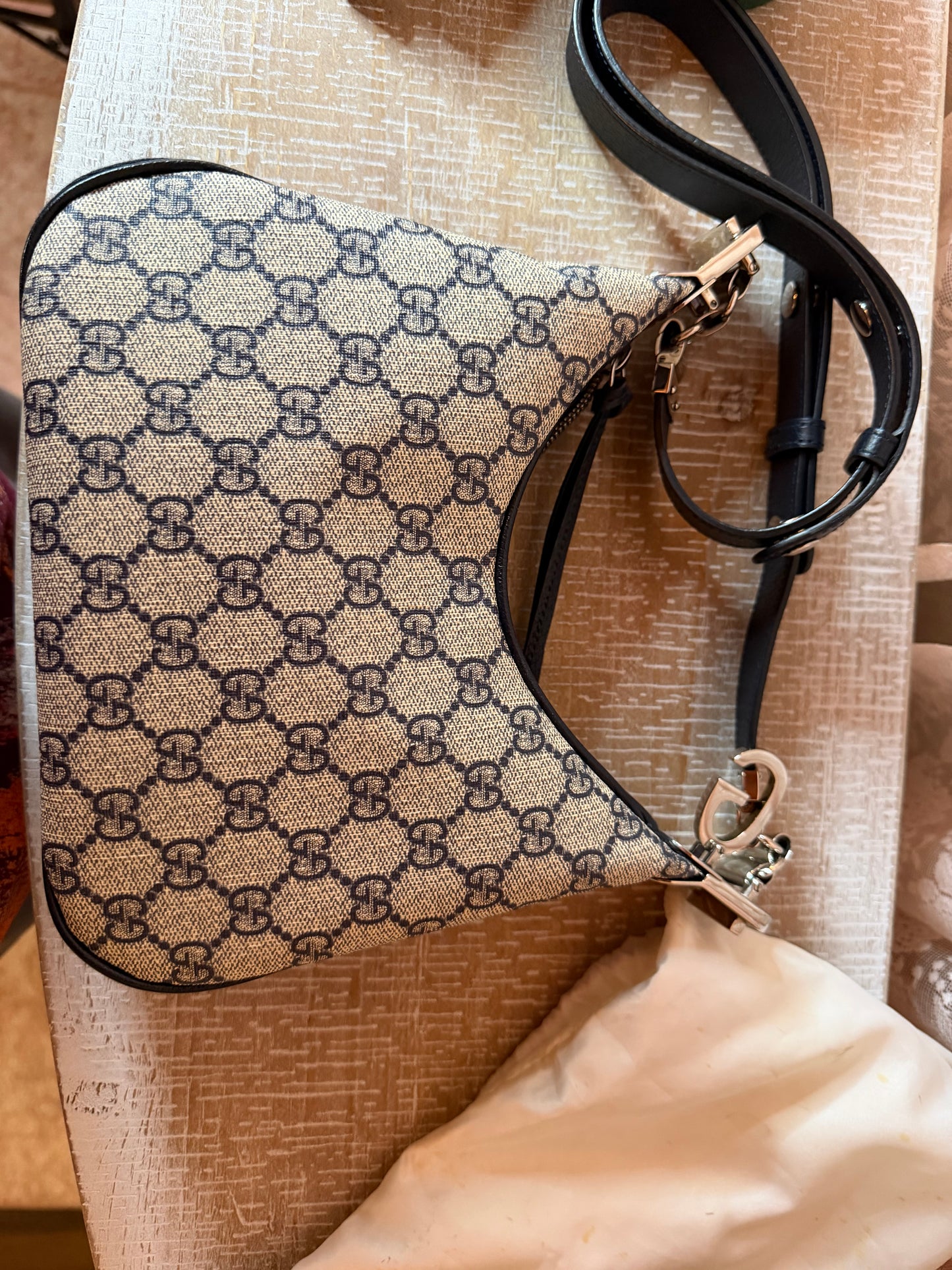 Gucci GG Supreme Attache Small