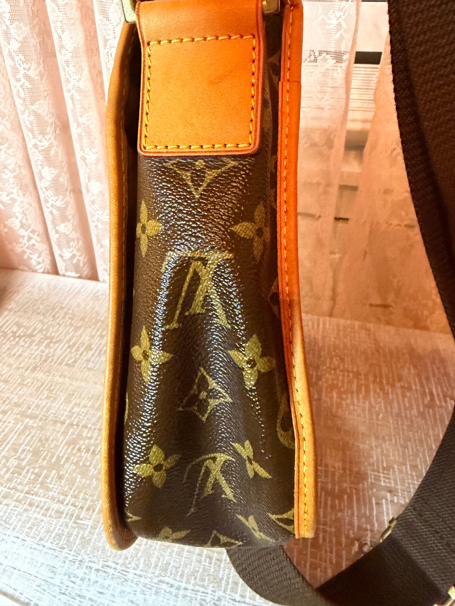 LOUIS VUITTON MESSENGER BOSPHORE PM SHOULDER BAG MONOGRAM