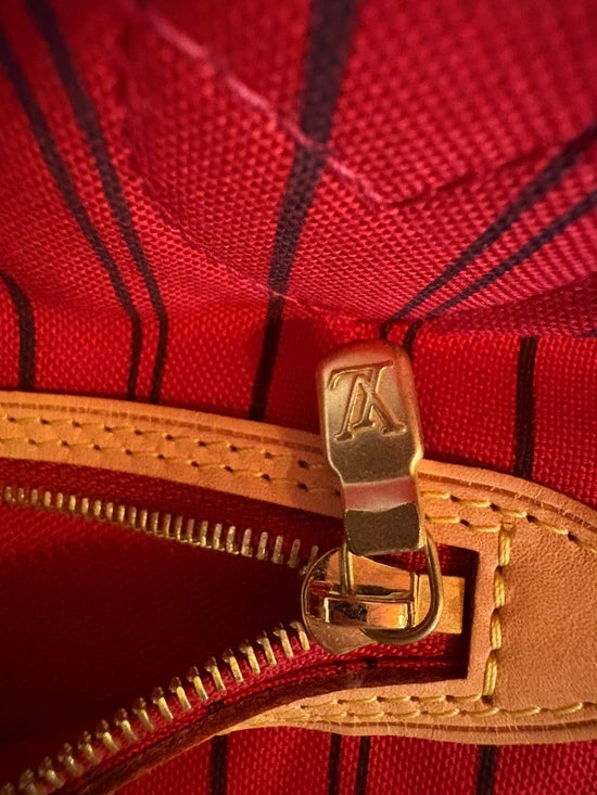 Louis Vuitton Neverfull MM