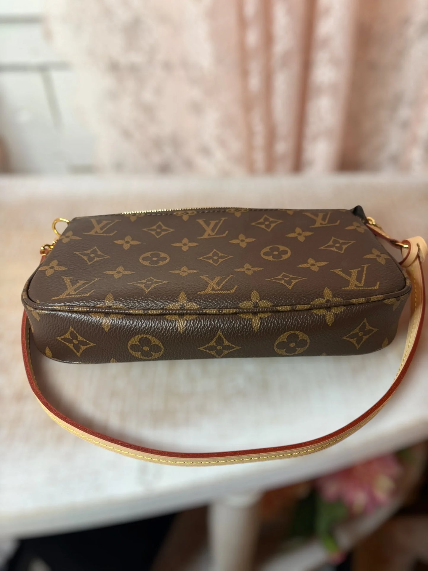 Louis Vuitton Pochette Accessories Monogram Shoulder Bag