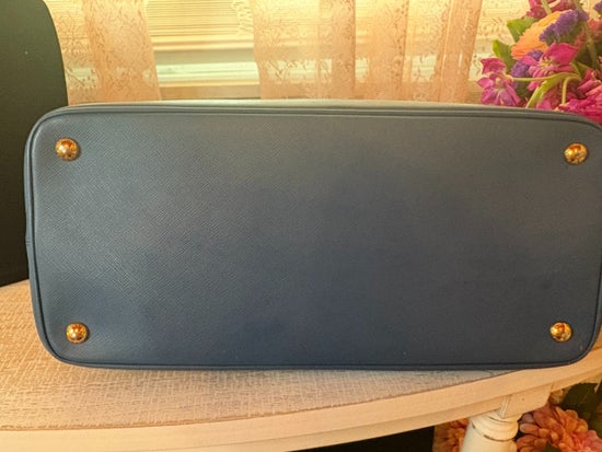 Prada Open Promenade Bag Saffiano Leather (Large)