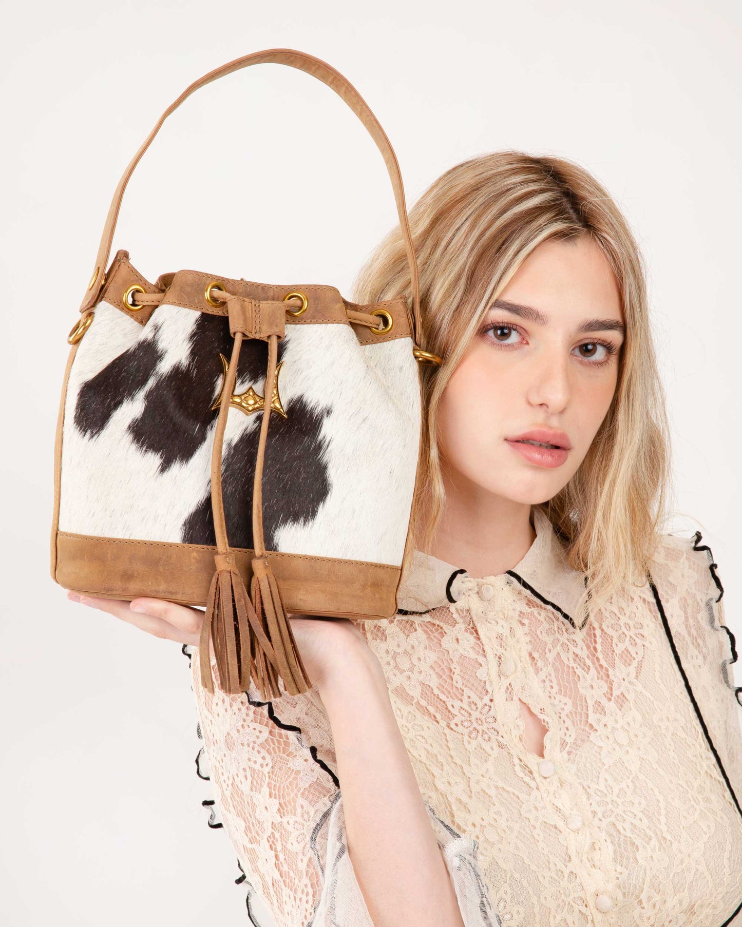 Loyal West - Lw Bucket Bag - Nan / IN COWHIDE AND CALFSKIN