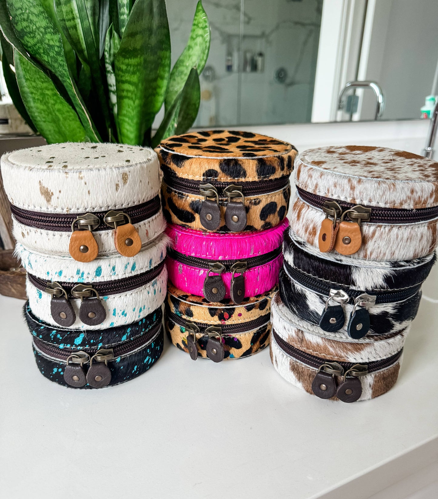 Boho Ranch Shop - MINI COWHIDE ROUND JEWELRY BOX Western travel storage gifts - TAN + WHITE COWHIDE