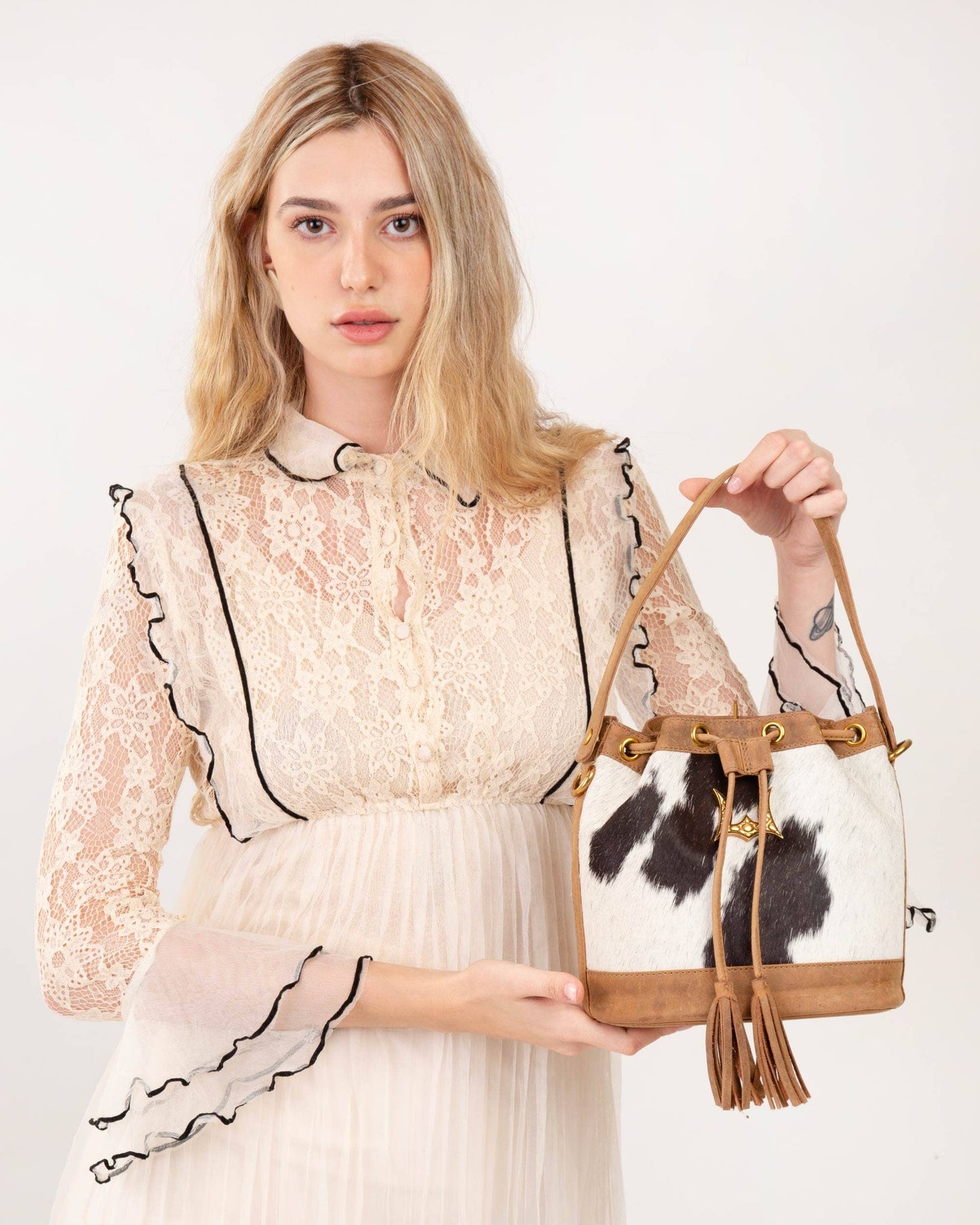 Loyal West - Lw Bucket Bag - Nan / IN COWHIDE AND CALFSKIN