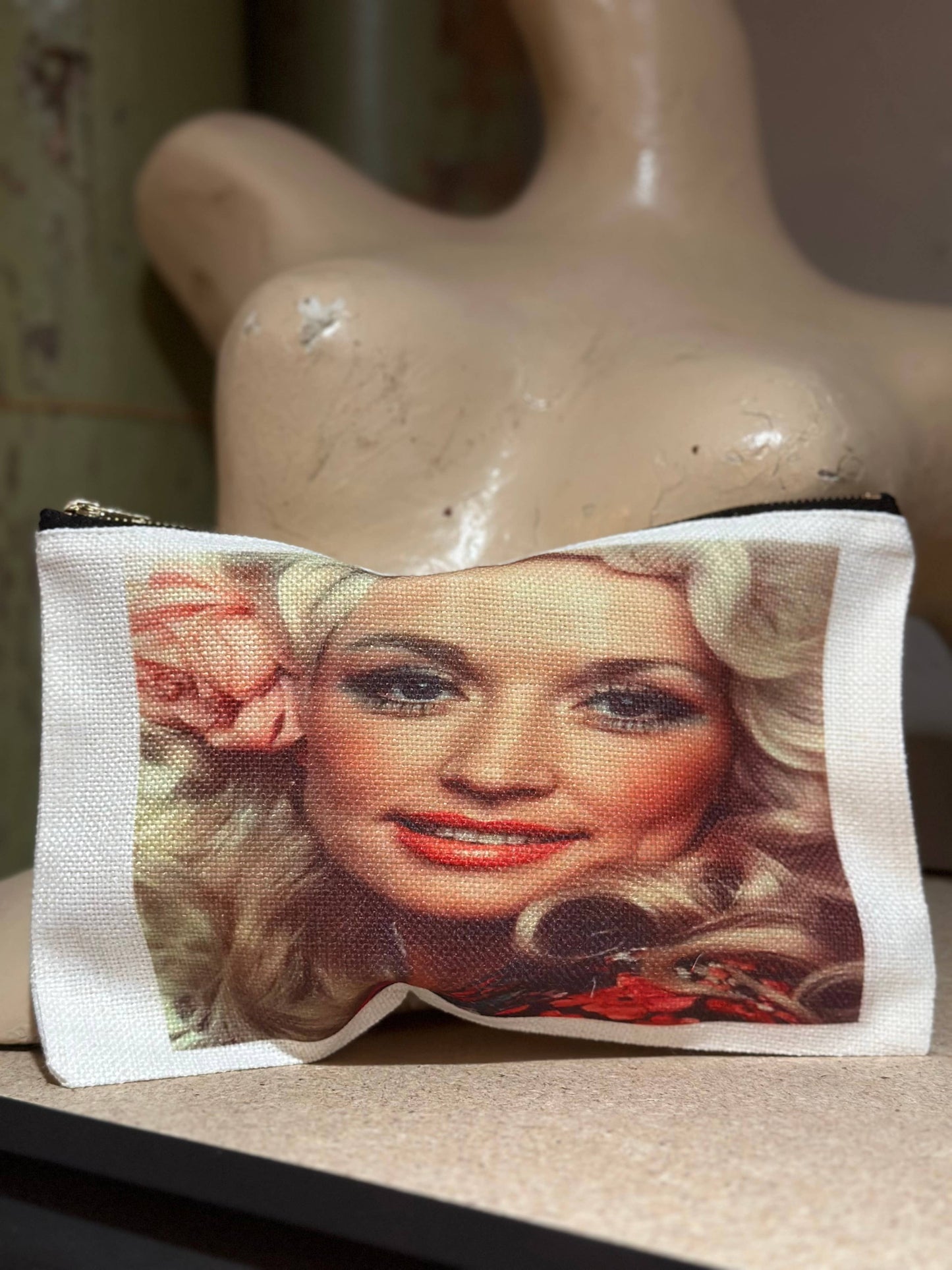 Crooked Halo - Glam Dolly Zipper Bag