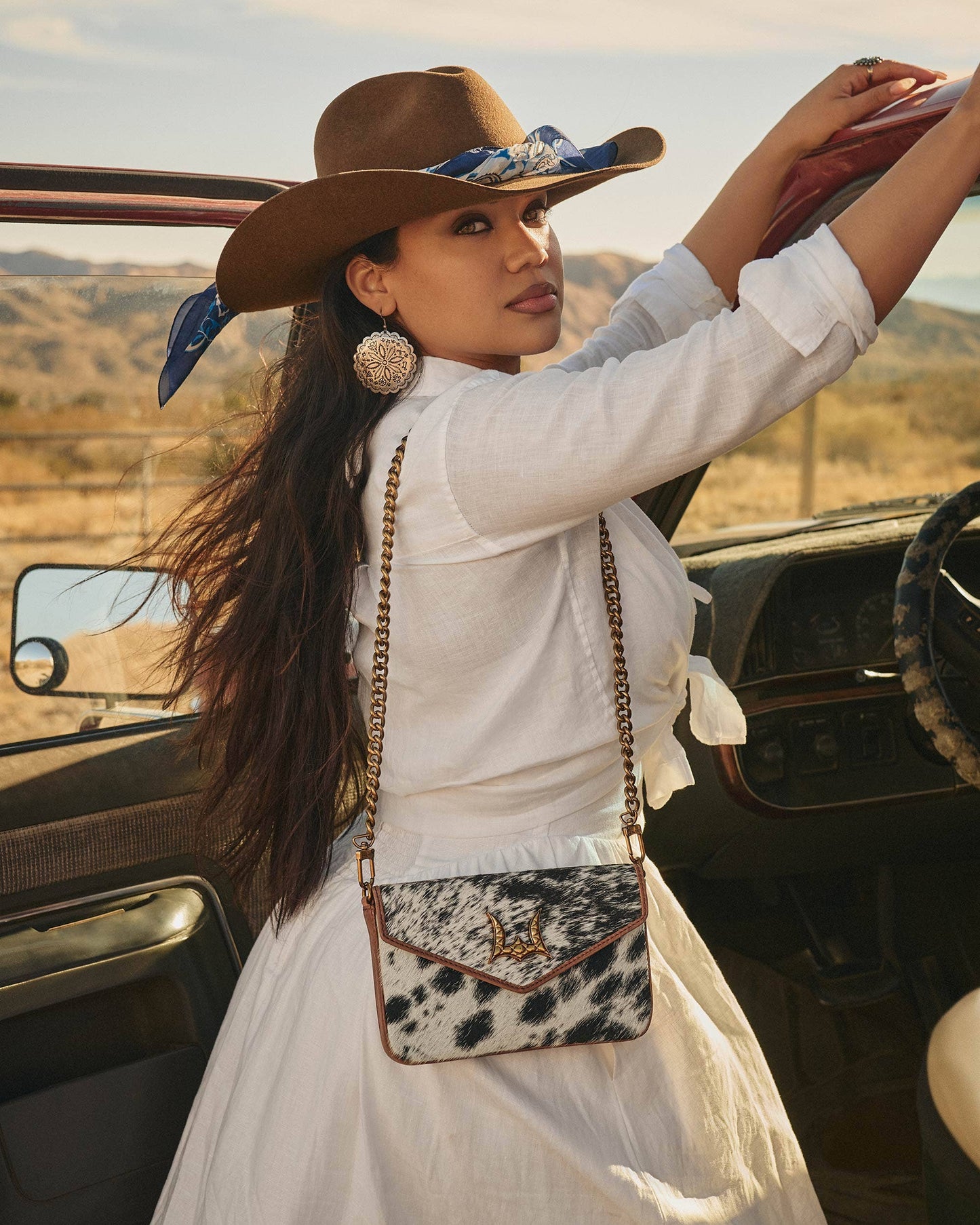 Loyal West - Lw On The Go Mini Chain Bag - Nan / IN COWHIDE AND CALFSKIN
