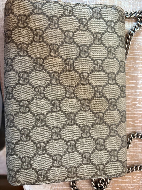 Gucci Dionysus Wallet on Chain