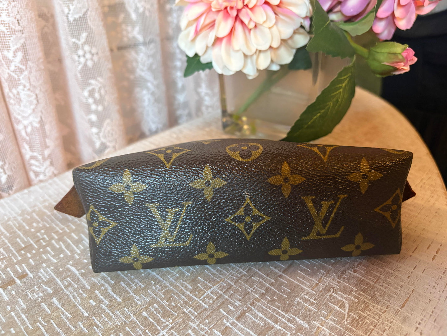 Louis Vuitton Pochette Cosmetic Pouch Monogram Accessory Pouch