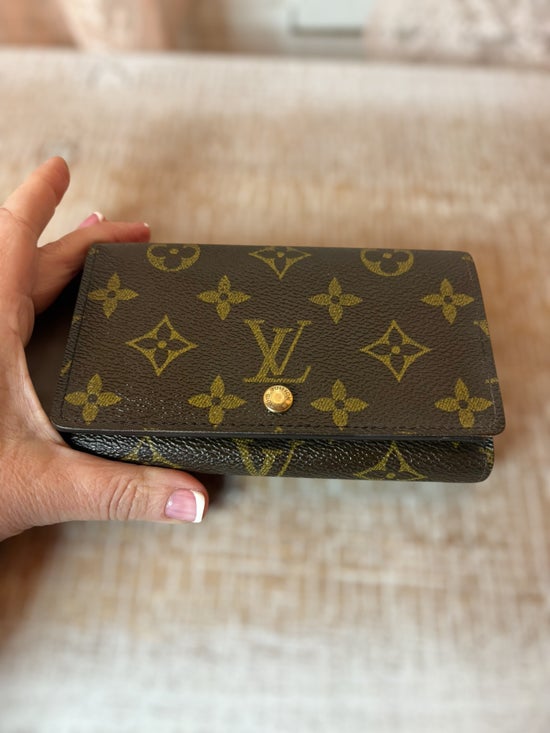 Louis Vuitton Monogram Porte Monnaie Billets Tresor Wallet