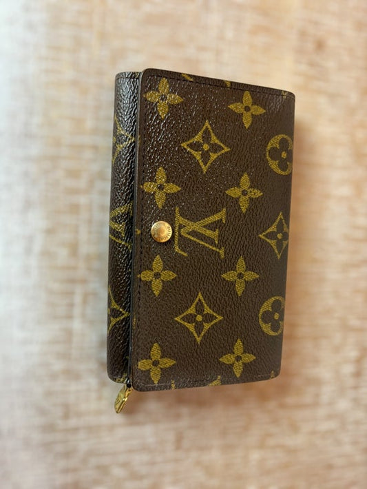 Louis Vuitton Monogram Porte Monnaie Billets Tresor Wallet